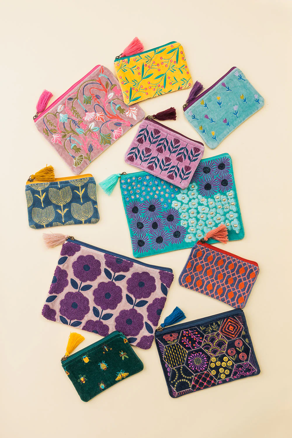 Kosmetiktasche VELVET BLOOM ART (GOTS) - klein - Image 4