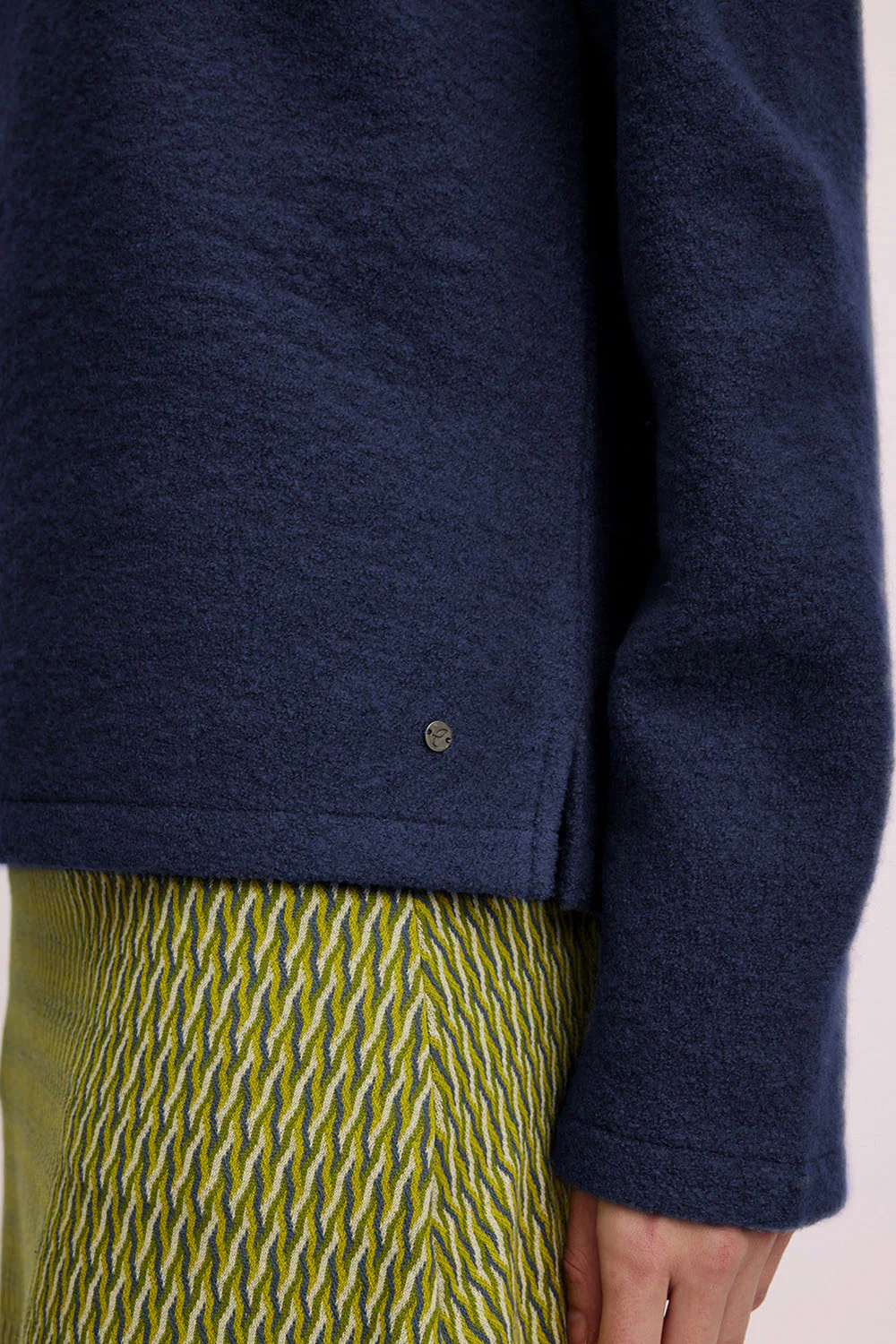Kurzer Pullover aus reinem Wollwalk - Image 3